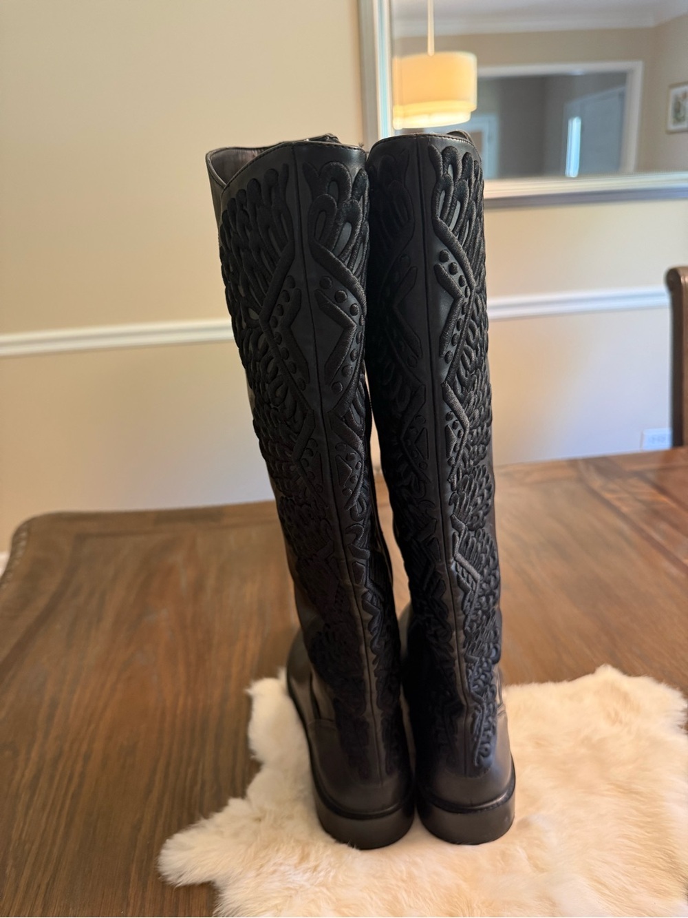 Gianni Bini Alybeth Embroidered Tall Leather Riding Boots Side Zipper Size 9 - Picture 3 of 8